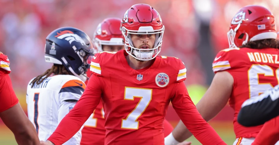 Chiefs-Broncos LIVE updates: Kickoff coming soon at Arrowhead