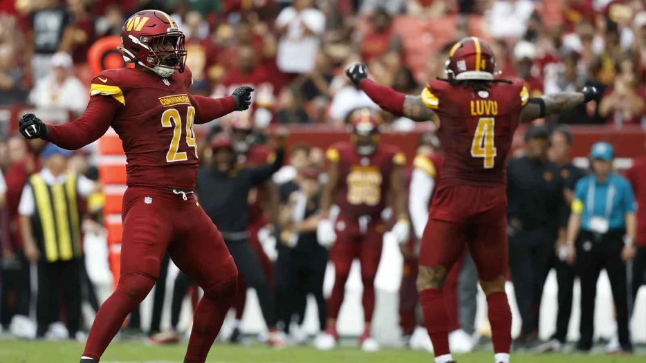 Commanders’ Von Miller moves into all-time top-10 in sacks with Dak Prescott takedown