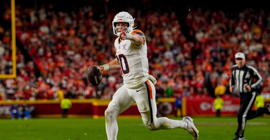 Game balls for the Broncos 20-13 win over the Chiefs in Week 17