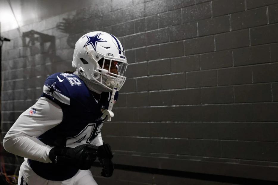 Jadeveon Clowney Interested In Re-Signing With Cowboys For 2026