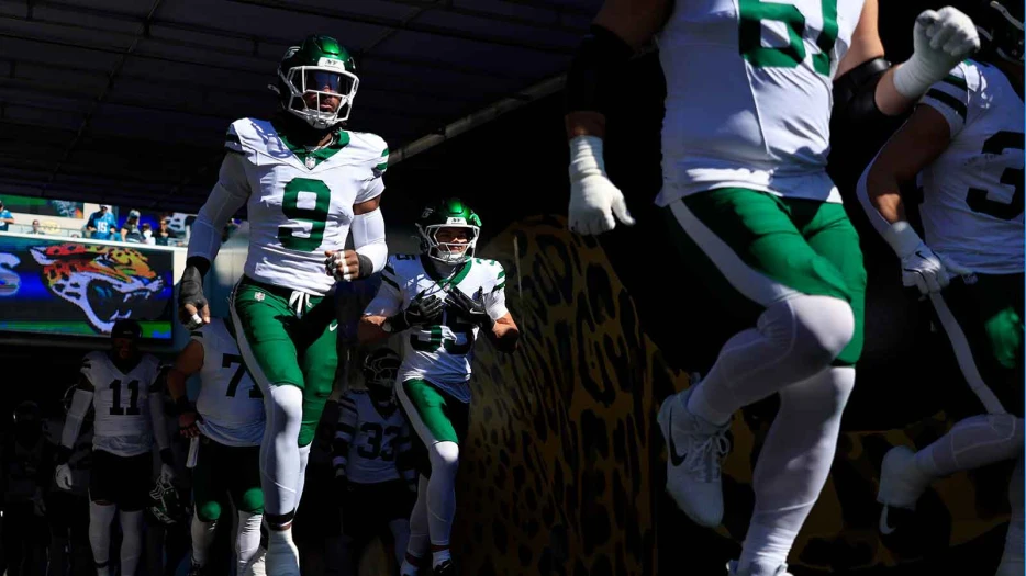 Jets’ Will McDonald shut down for rest of 2025 after 8-sack season