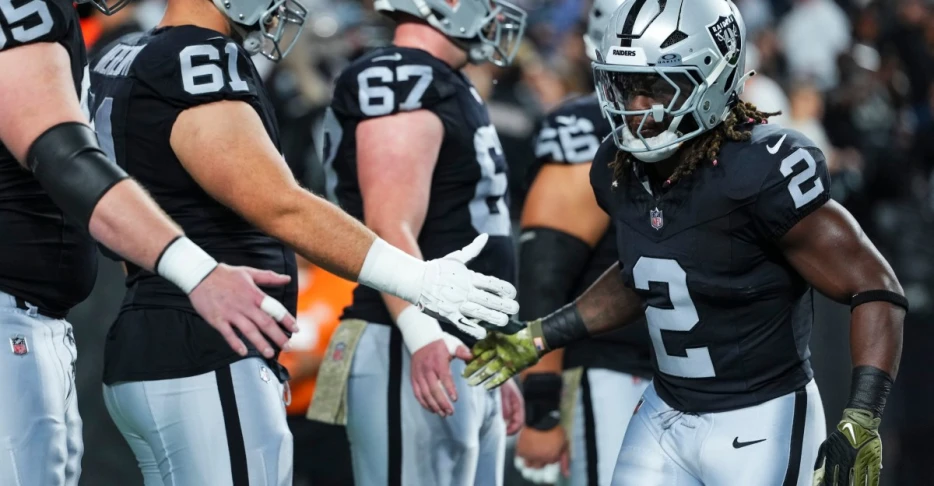 Making Ashton Jeanty focal point key in Week 17