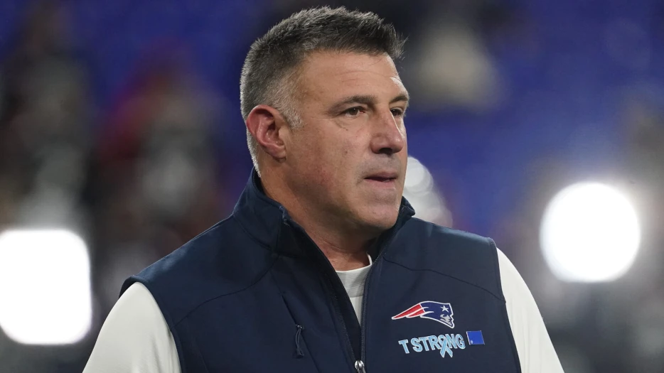 Mike Vrabel Issues Several Concerning Injury Updates Before Jets Clash
