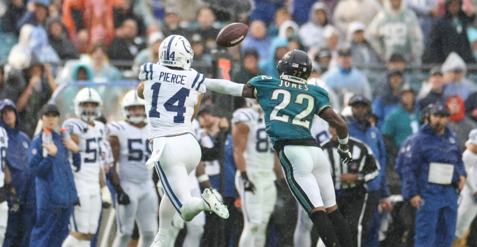 PFF highlights Colts’ Alec Pierce as part of Top 10, NFL Week 17 matchup to watch vs. Jaguars