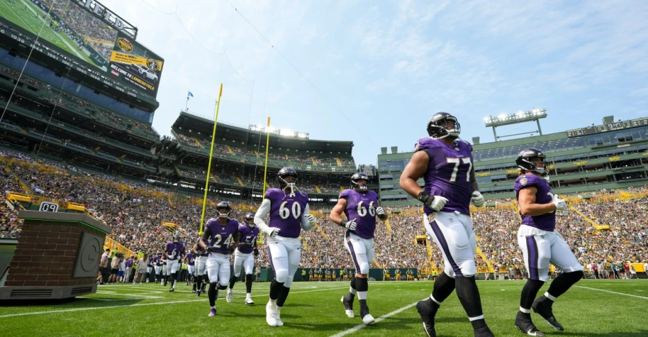Packers vs. Ravens Week 17 Game Info: Time, streaming details, odds, &amp; more
