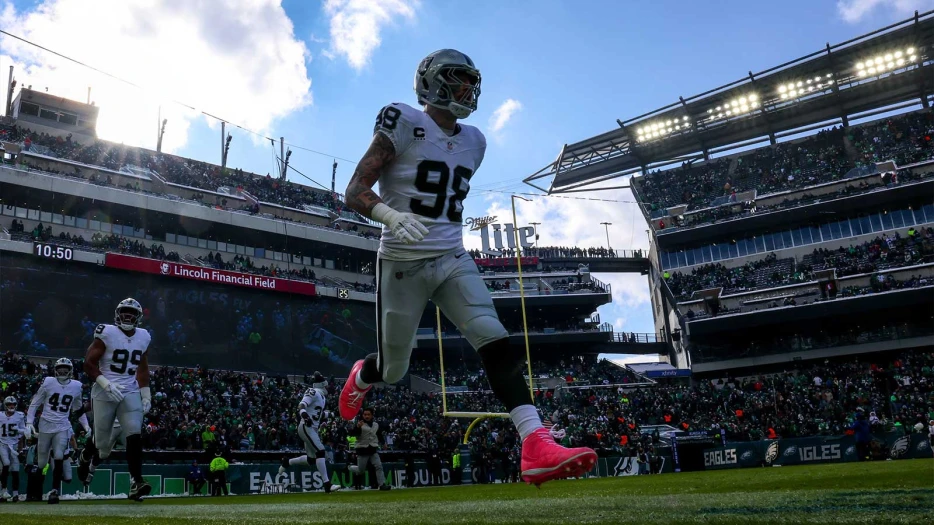 Raiders’ Maxx Crosby Controversy Opens Door for Dallas