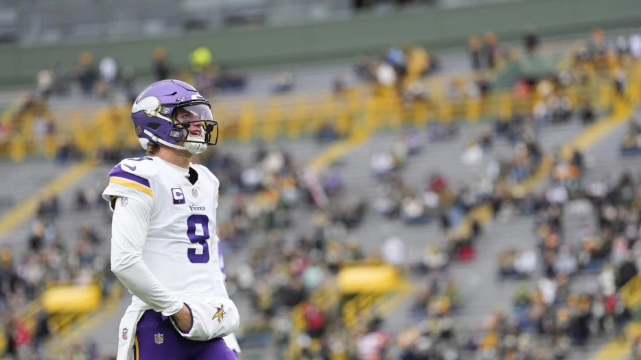 Vikings expect J.J. McCarthy to clear concussion protocol, start on Sunday