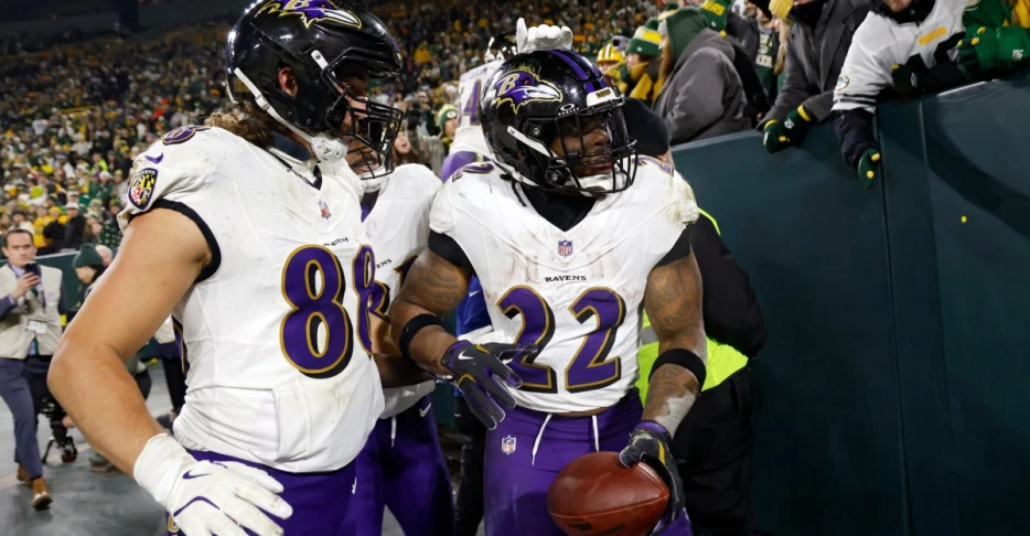 Baltimore Ravens Report Card, Week 17: Derrick Henry shines to keep playoff hopes alive