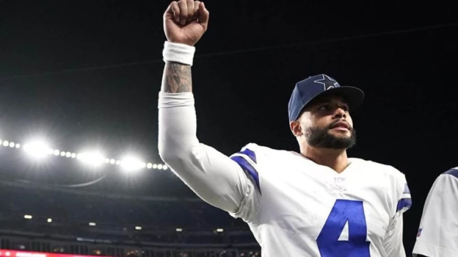 Dak Prescott joins elite club of active NFL quarterbacks