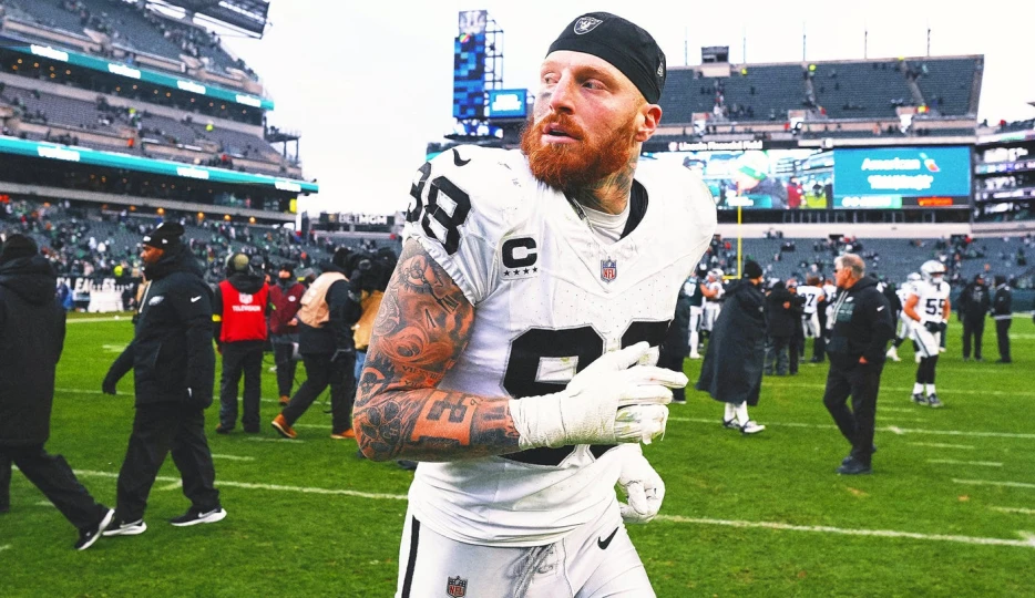 Jay Glazer: Raiders Star DE Maxx Crosby 'Is Not a Happy Camper Right Now'