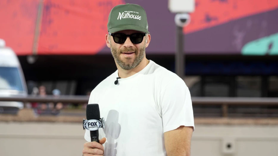 Patriots Icon Julian Edelman Pinpoints Key To Mike Vrabel’s Coaching Success