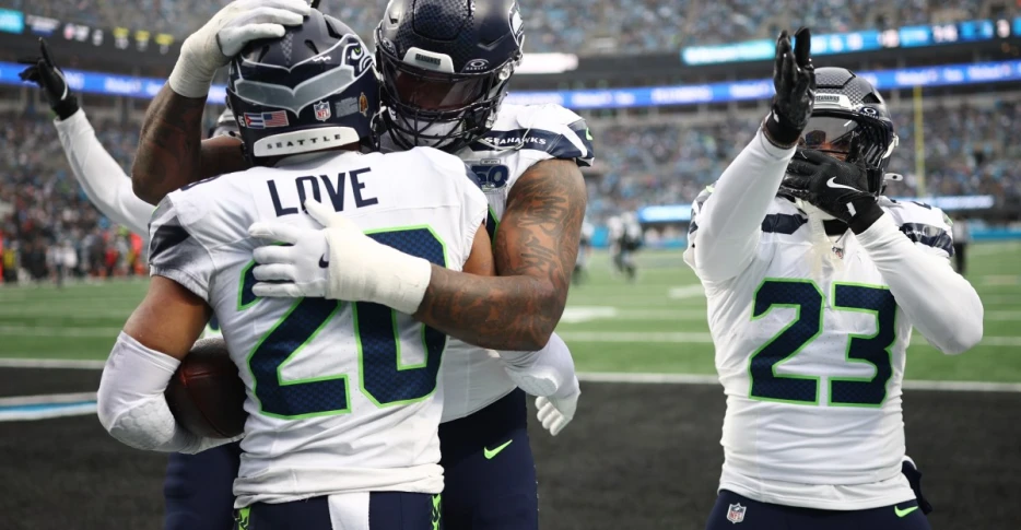 Seahawks-Panthers score: Seattle on cusp of NFC West title after 6th straight win