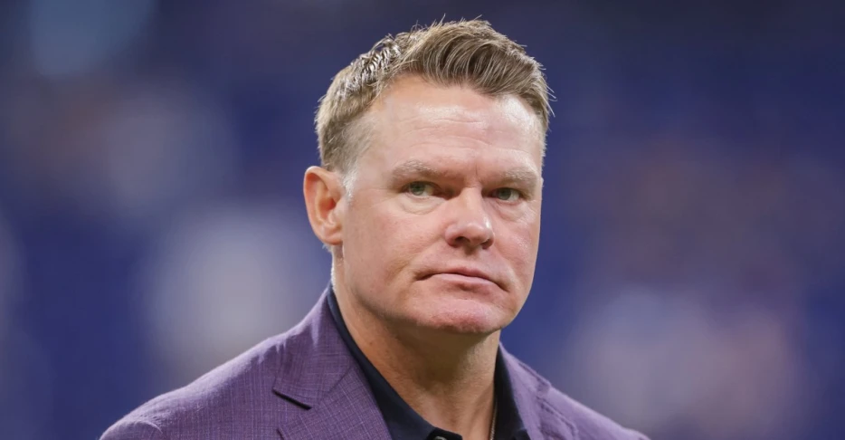 Should embattled longtime Colts GM Chris Ballard be back for 2026?