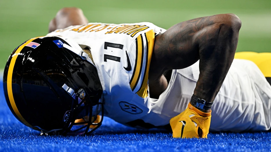 Steelers WR Marquez Valdes-Scantling admits no penalty on final play ‘sucks’