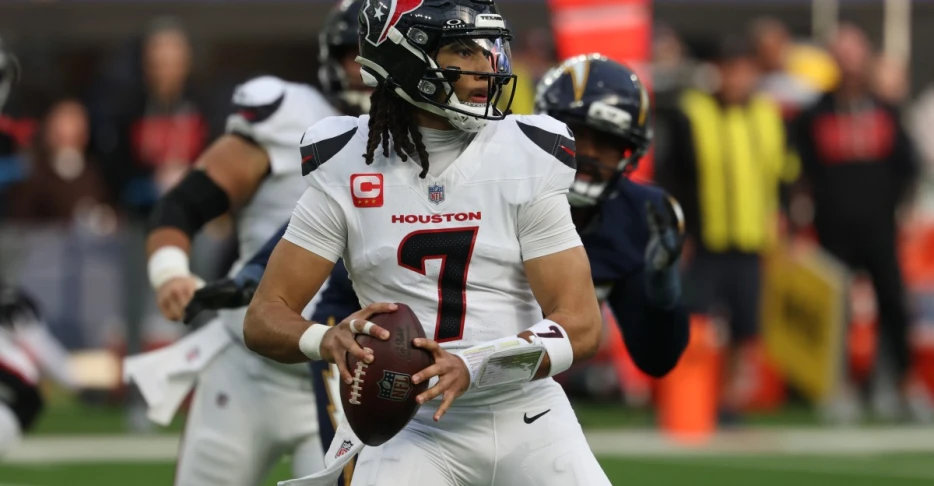 Texans win eighth game in a row