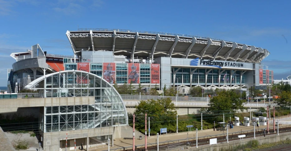 Week 17 Sunday tailgate open thread: Steelers at Browns