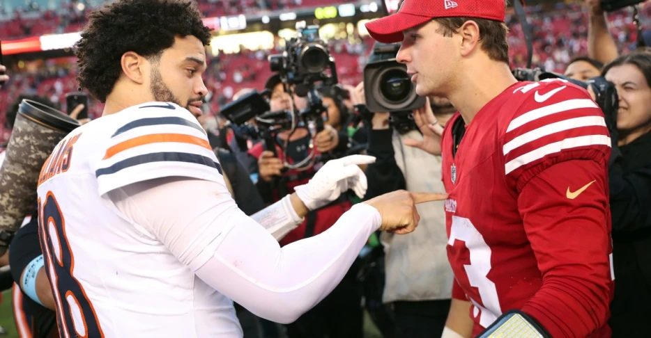 Bears vs 49ers Inactives: DJ Moore and Darnell Wright are active