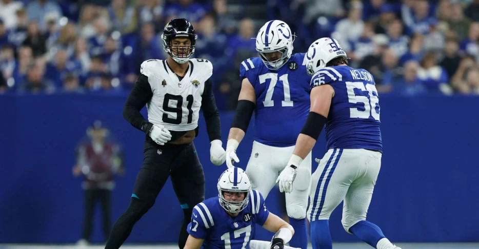 Colts lose sixth straight, narrowly falling to Jaguars, 23-17, at home