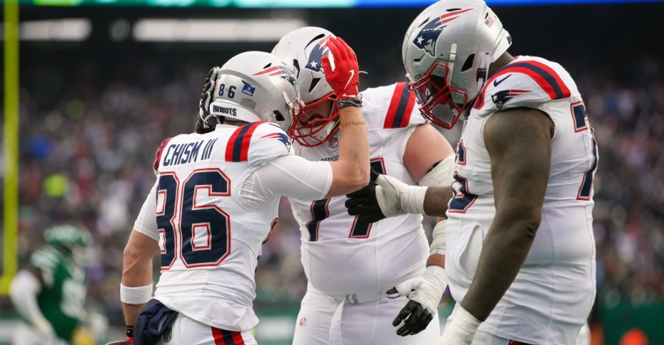 Fan Notes from the Patriots’ 42-10 win over the Jets