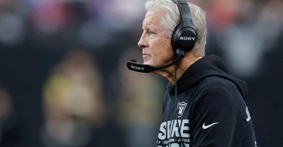 Las Vegas Raiders move closer to top draft prize