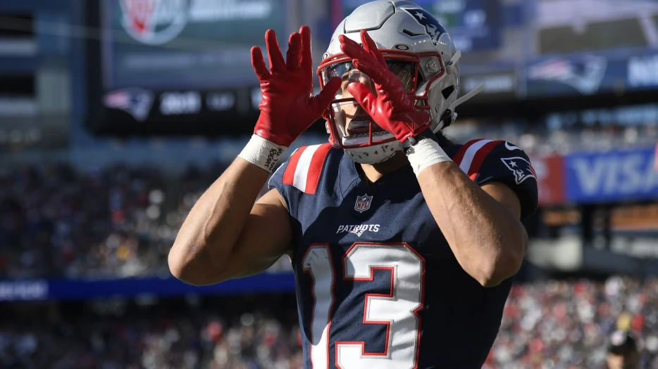 Mike Vrabel Believes Patriots Still Need Mack Hollins While He’s On IR