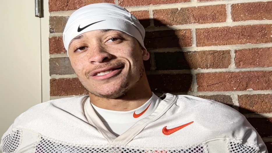 Patriots Predicted To Add Undersized Pass Rusher This Offseason