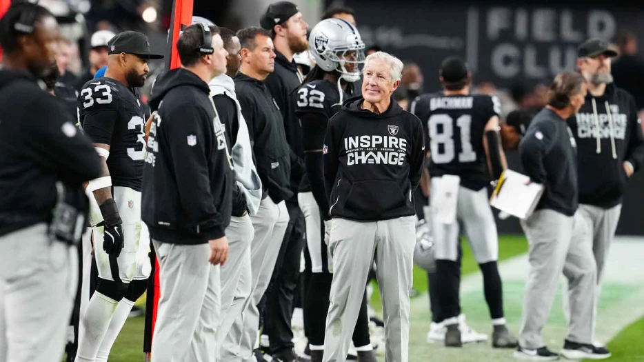 Raiders in line for No. 1 pick in NFL Draft after embarrassing loss to Giants