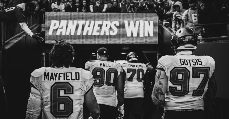 Rams can help Panthers make playoffs