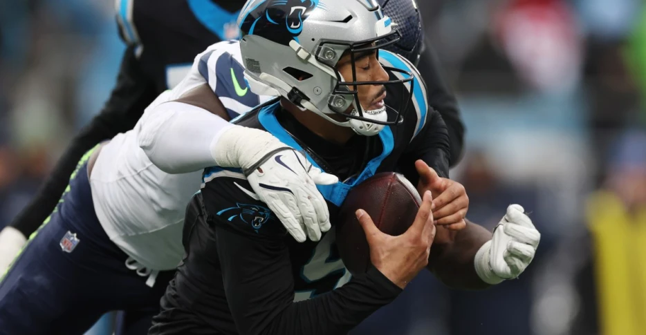 Ted’s Talk: Seahawks defense puts Panthers in a grinder