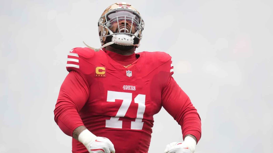 Trent Williams questionable to return with hamstring injury on 1st play of 49ers-Bears