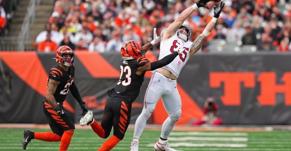 Trey McBride breaks NFL record vs. Bengals; Myles Garrett could do so next