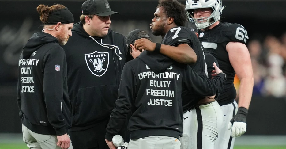 Waxed by Giants, No. 1 pick within Las Vegas Raiders’ reach