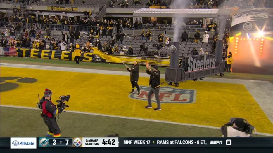 Ben Roethlisberger Falls Another Notch In All-Time Record Books, But May Be Safe From Philip Rivers