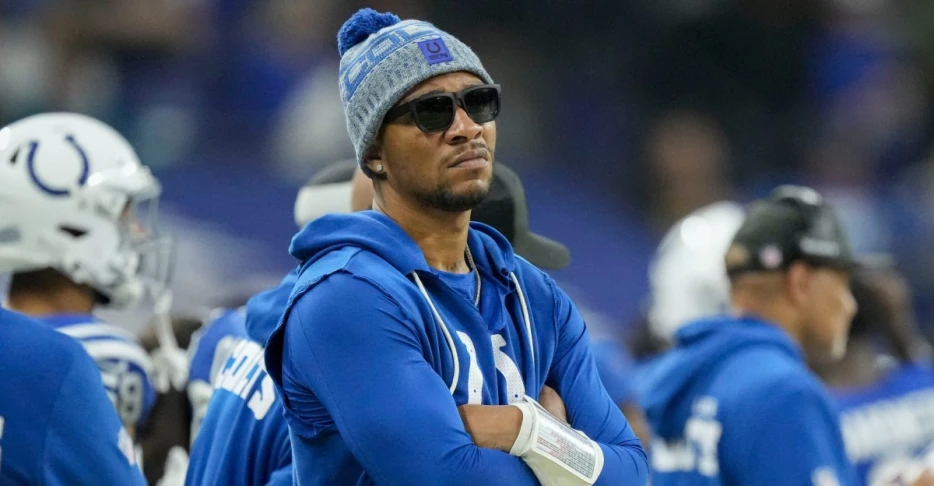 Colts taking ‘wait-and-see’ approach for activating QB Anthony Richardson off IR before finale