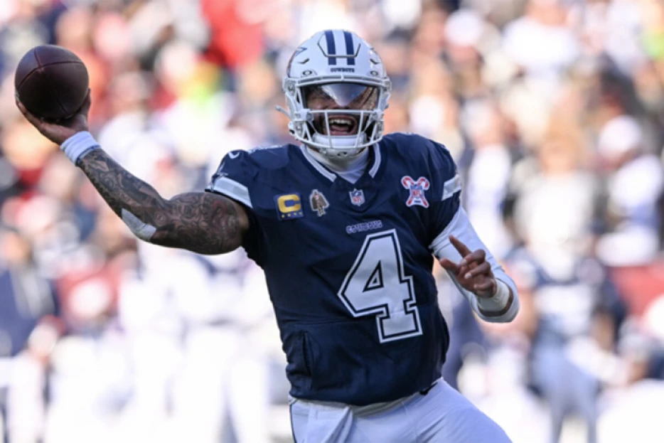 Cowboys’ record-setting win highlighted NFC East action in Week 17