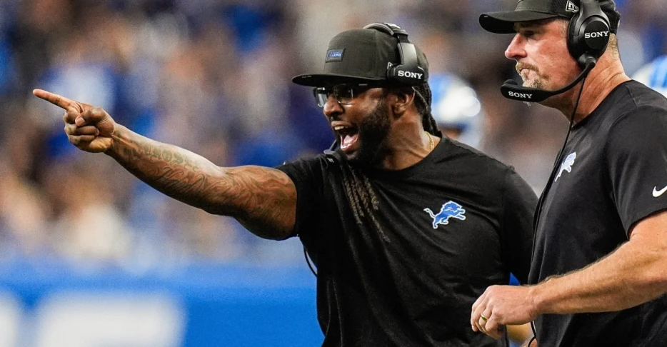 Dan Campbell praises DC Kelvin Sheppard: He’s ‘done a damn good job’