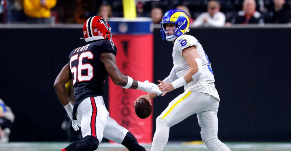 Falcons hold off Rams comeback on Monday Night Football, Week 17 snap reactions