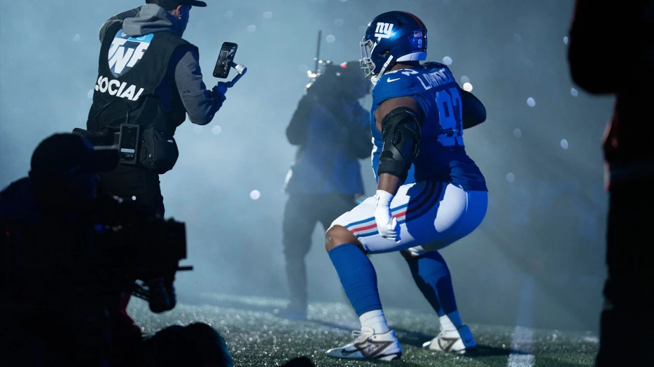 Giants’ Dexter Lawrence, Ciara hit the ‘Sexy Dexy’ dance in viral video after game