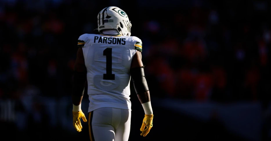 Green Bay Packers News: Parsons posts positive update after ACL surgery