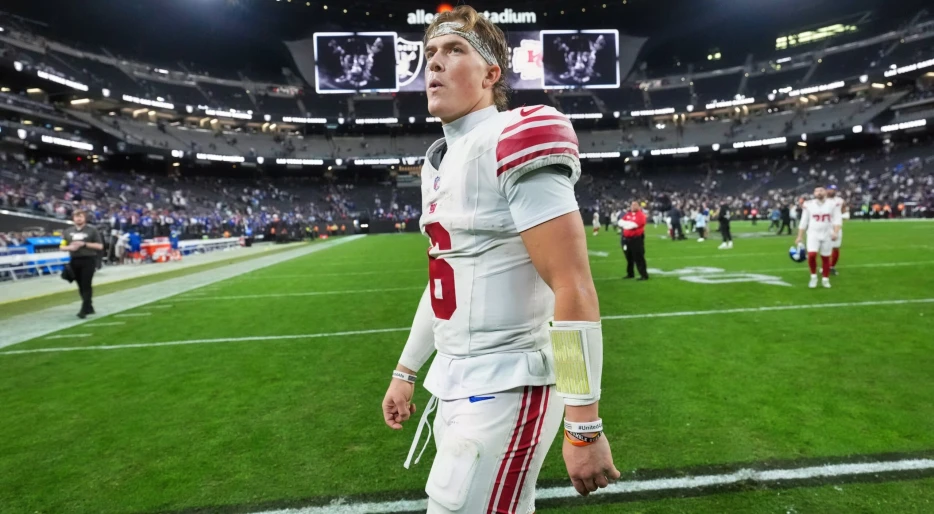 Jaxson Dart’s Dad Attacks Former New York Giants QB Following Criticism Of His Son