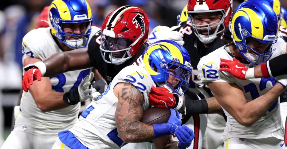 Rams-Falcons second-half discussion: What is happening to L.A.?