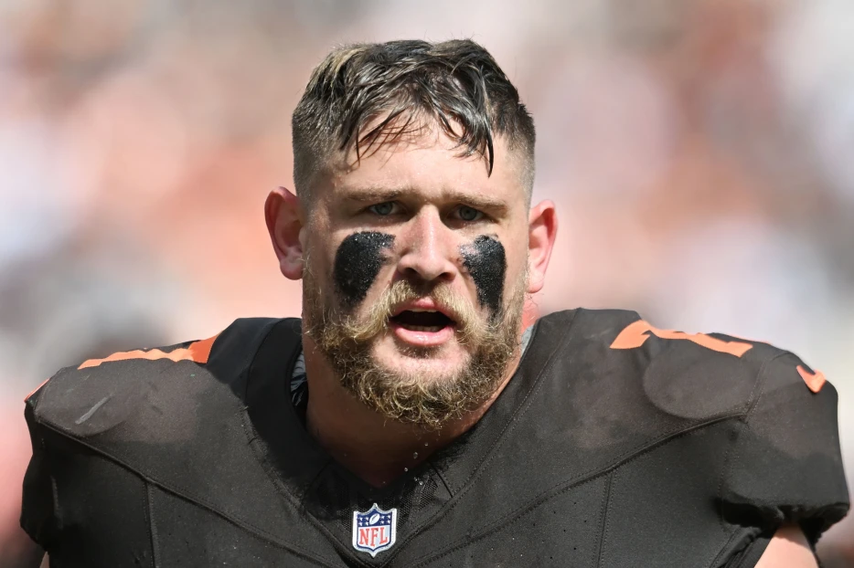Browns Placed G Wyatt Teller On IR