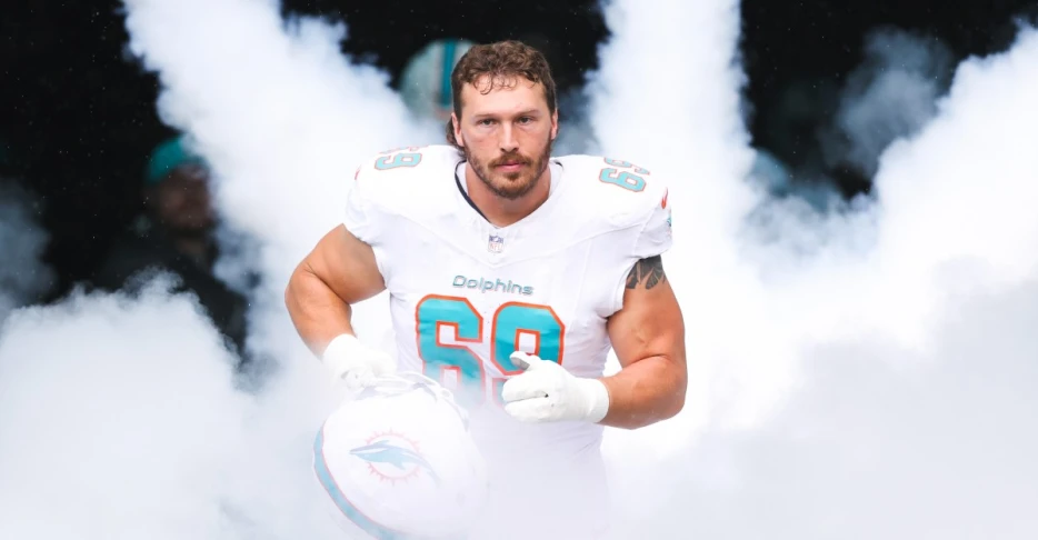 Examining the roster ties between Patriots, Dolphins ahead of Week 18