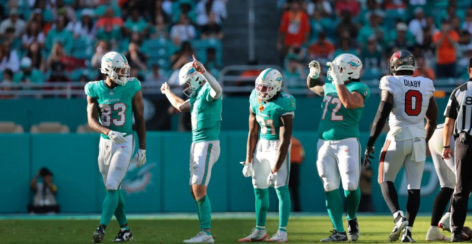 Five Things I Think I Think About the Miami Dolphins – Week 17