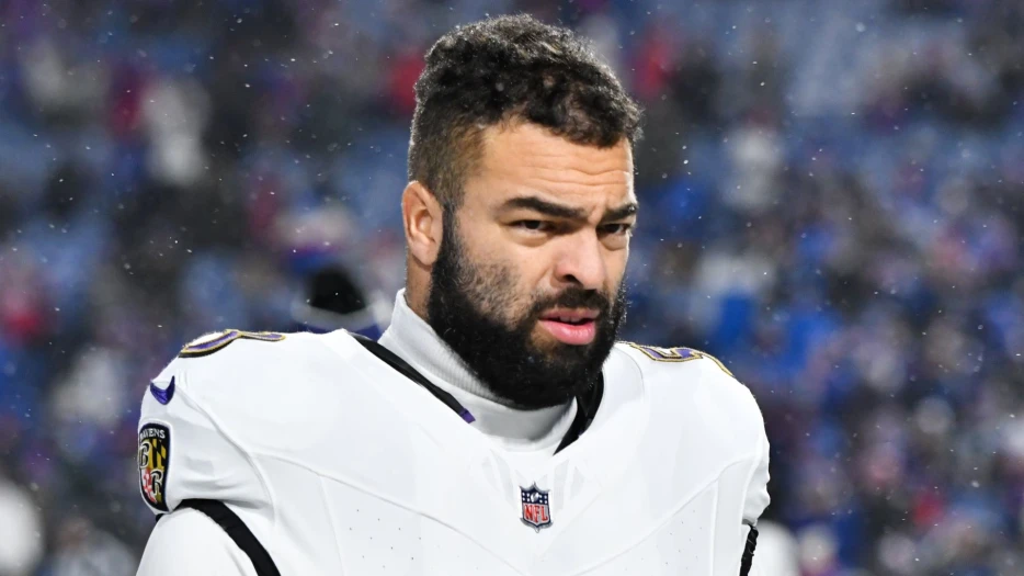 Former Patriots Star Details Decade-Long Beef With Aaron Rodgers