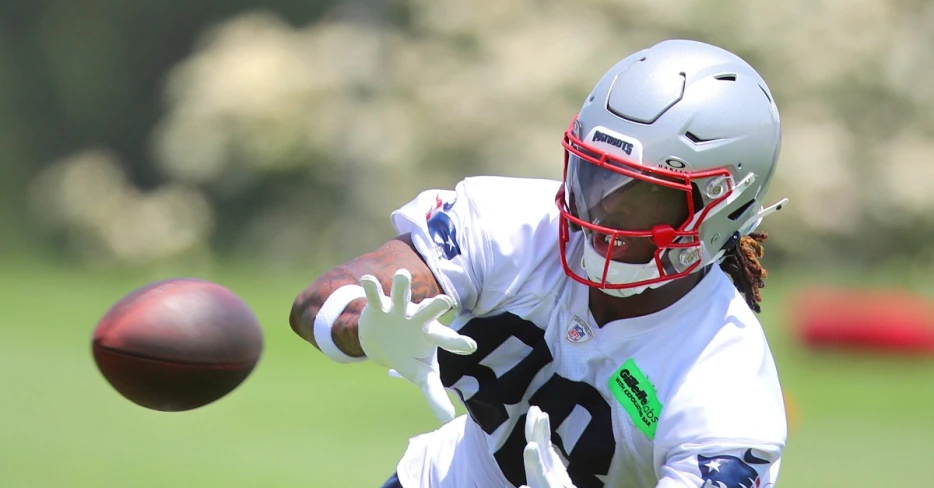 Steelers work out 6 Tuesday