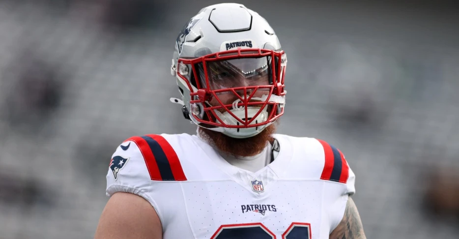 Patriots reportedly retaining 53-man roster cuts Brenden Jaimes, Miles Battle on practice squad