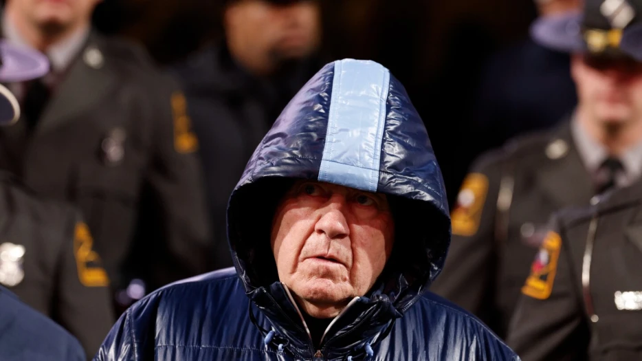 Report: UNC is committed to Bill Belichick "for at least another year"