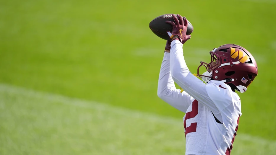 Commanders re-sign Robbie Chosen to the practice squad