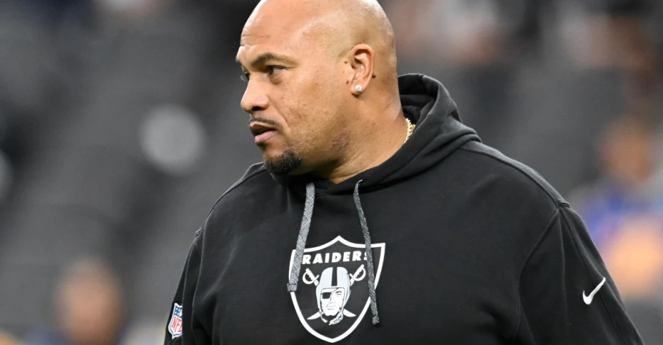 NY Giants head-coaching search: Antonio Pierce, Vance Joseph on initial list